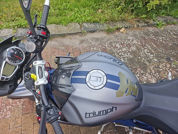 Triumph SPEED  Triple 1050 LE 5 of 5