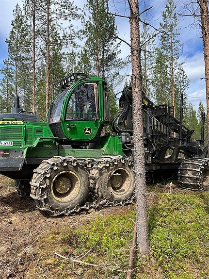 John Deere 1510G 2 of 9