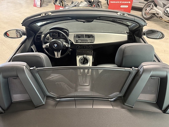 BMW Z4 4 of 8