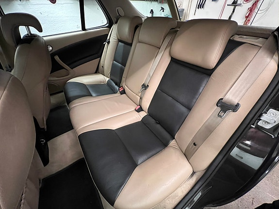 Saab 9-5 22 of 29