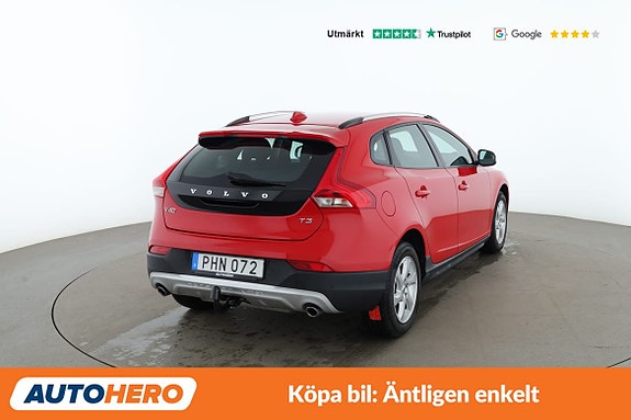 Volvo V40 Cross Country 6 of 30