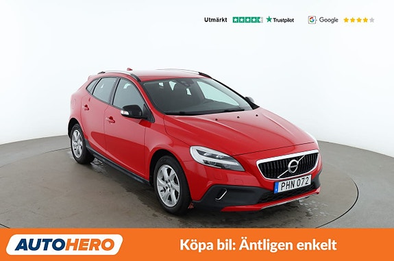 Volvo V40 Cross Country 8 of 30