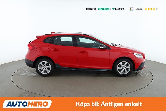 Volvo V40 Cross Country 7 of 30