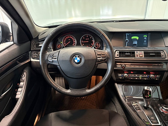 BMW 520d 9 of 17
