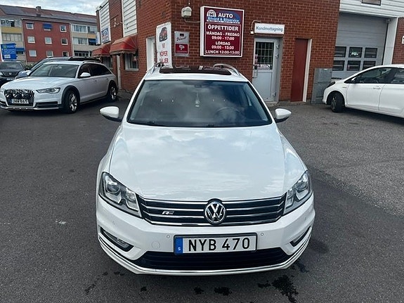 Volkswagen Passat 5 of 13