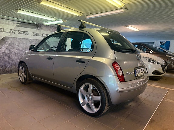 Nissan Micra 4 of 15