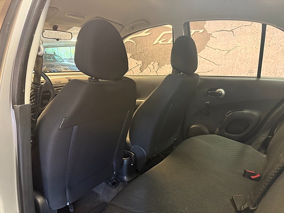 Nissan Micra 8 of 15