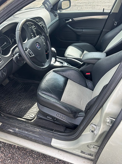 Saab 9-3 7 of 7