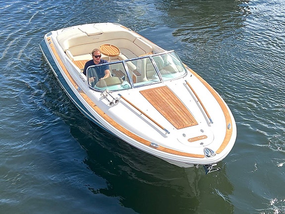 Chris Craft Corsair 25 2007 Volvo Penta 5,7 GI/SP 11 of 12
