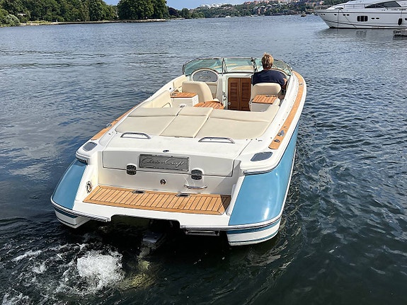Chris Craft Corsair 25 2007 Volvo Penta 5,7 GI/SP 10 of 12