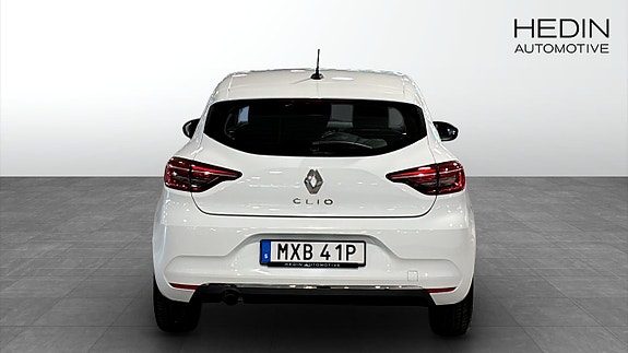 Renault Clio 7 of 9