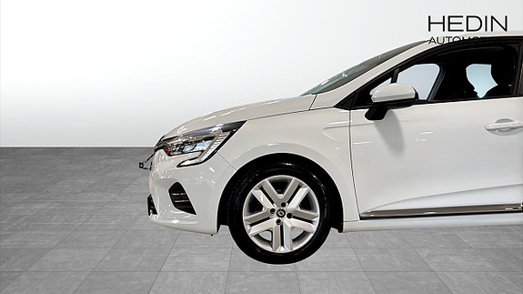 Renault Clio 9 of 9