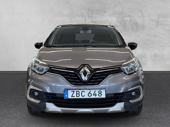 Renault Captur 8 of 23