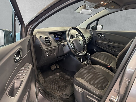 Renault Captur 10 of 23