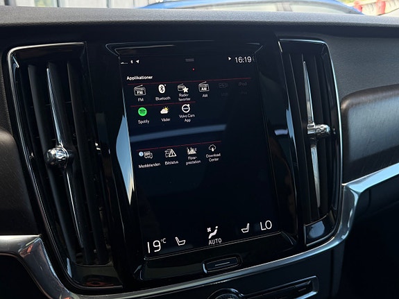 Volvo V90 Cross Country 16 of 19