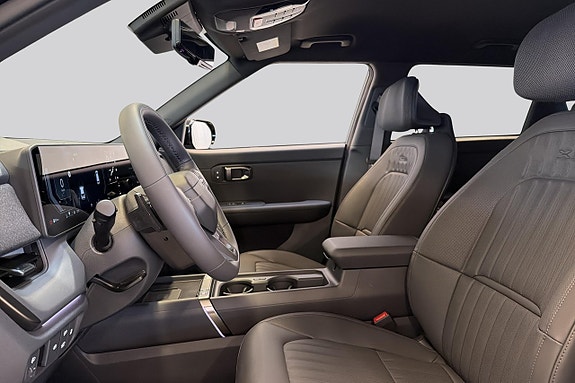 Kia Seltos 8 of 22