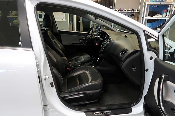 Kia Ceed 13 of 16