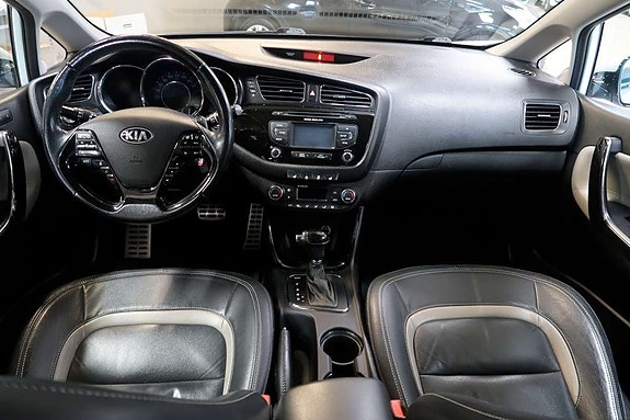 Kia Ceed 12 of 16
