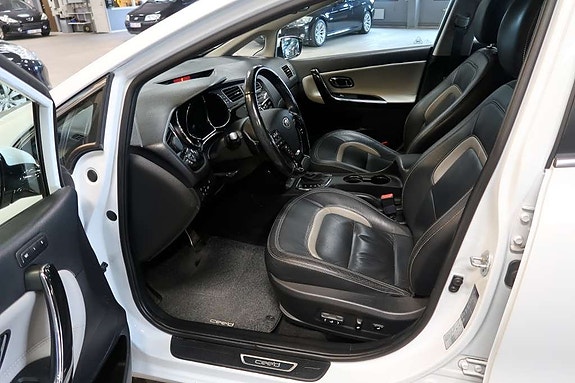 Kia Ceed 9 of 16