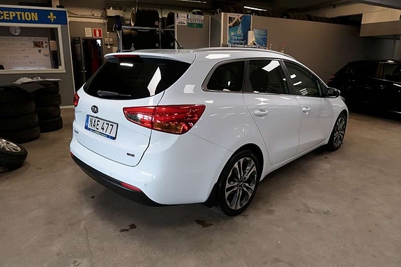 Kia Ceed 3 of 16