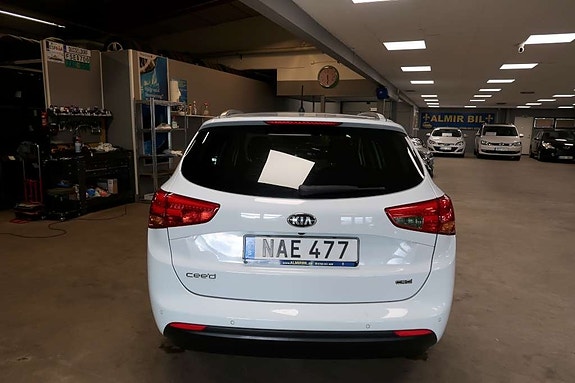 Kia Ceed 4 of 16
