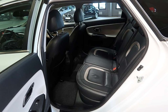 Kia Ceed 10 of 16
