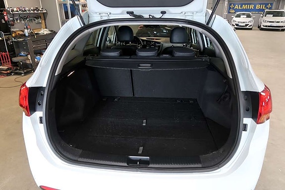 Kia Ceed 6 of 16