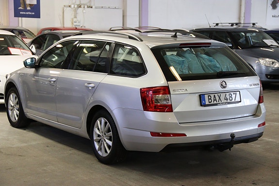 Skoda Octavia 4 of 13