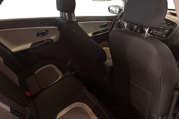Kia Ceed 18 of 21