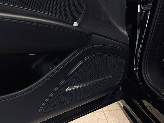 Audi S8 21 of 24