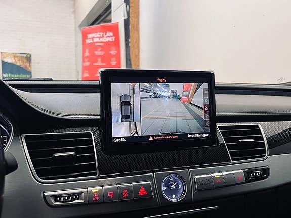 Audi S8 14 of 24