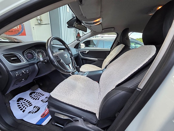 Volvo S60 13 of 14