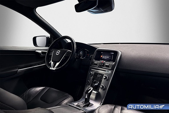 Volvo XC60 18 of 25