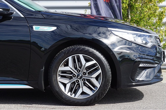 Kia Optima 12 of 30