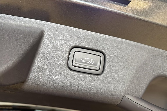 Kia Seltos 15 of 22