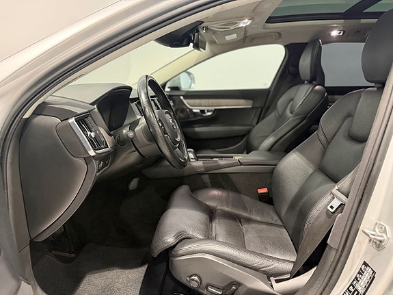 Volvo V90 Cross Country 15 of 18