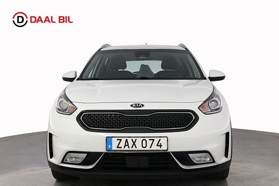 Kia Niro 2 of 24