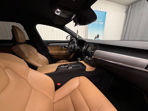 Volvo V90 16 of 22