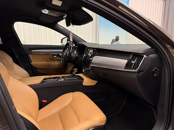 Volvo V90 14 of 22