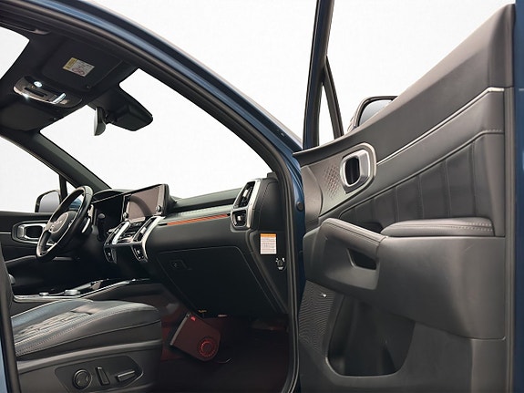 Kia Sorento 17 of 30