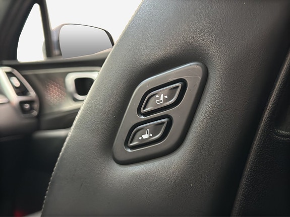 Kia Sorento 23 of 30