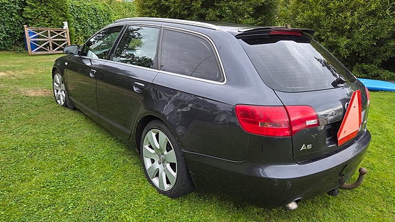 Audi A6 5 of 17