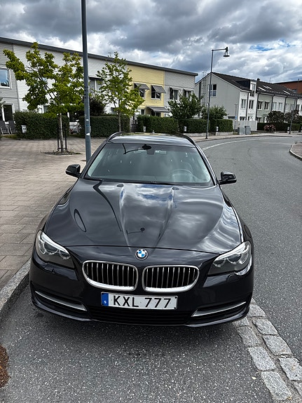 BMW 520d 2 of 11