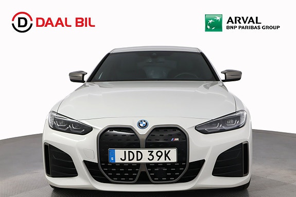 BMW i4 2 of 28