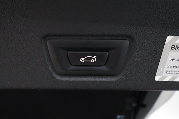 BMW i4 28 of 28