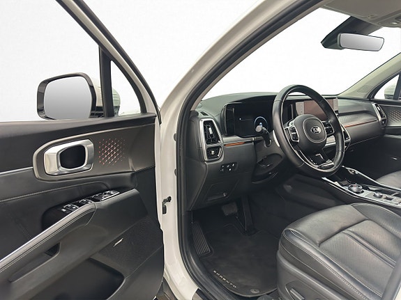 Kia Sorento 10 of 30
