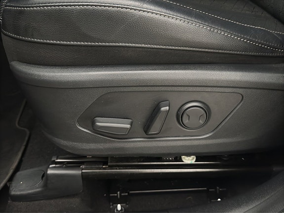Kia Sorento 12 of 30