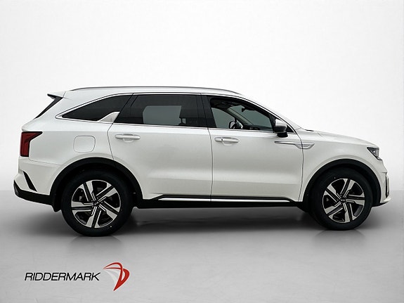 Kia Sorento 4 of 30