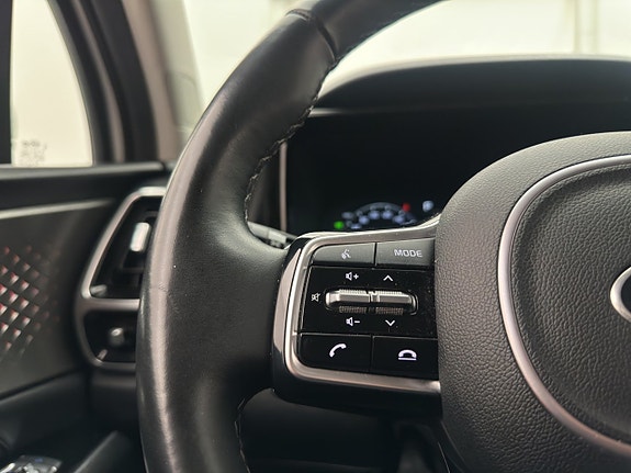 Kia Sorento 15 of 30