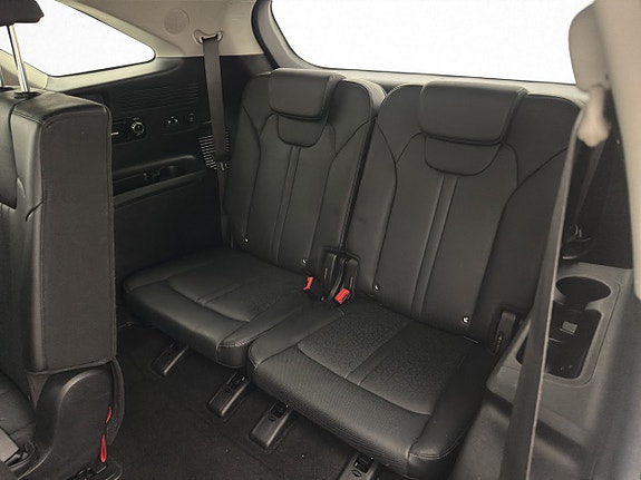 Kia Sorento 28 of 30